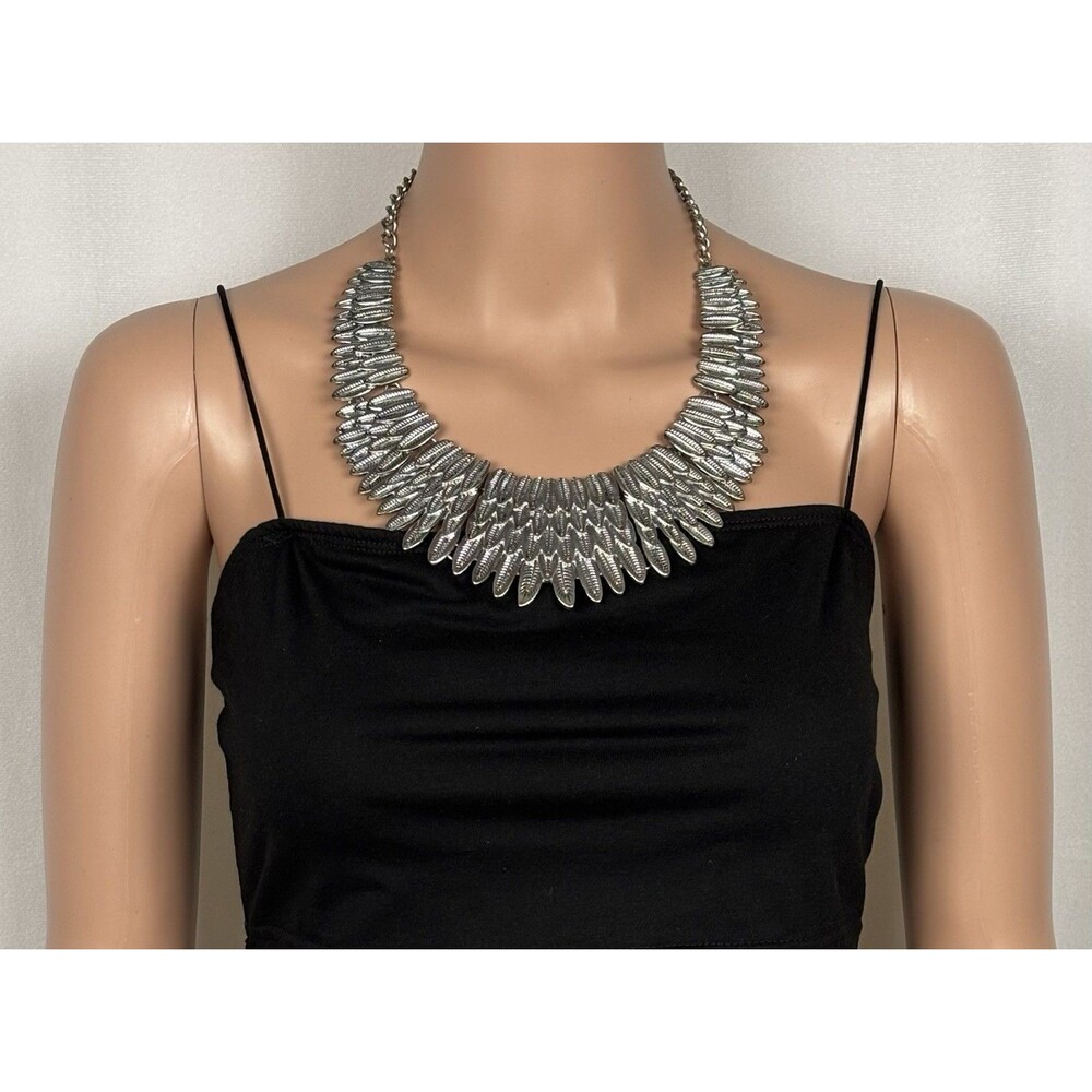 Silver Tone Statement Bib Necklace Tiered Feather Fringe Leaf Collar Chunky 15”